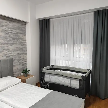 East Gate Cozy Apartment